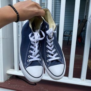 Converse chucks Navy. Size M 8 /W 10